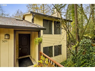 5051 Sw Pasadena St, Condo with 2 bedrooms, 1 bathrooms and null parking in Portland OR | Image 2