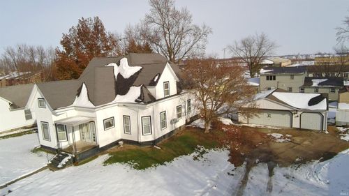 407 S Center St, Boswell, IN, 47921-8618 | Card Image