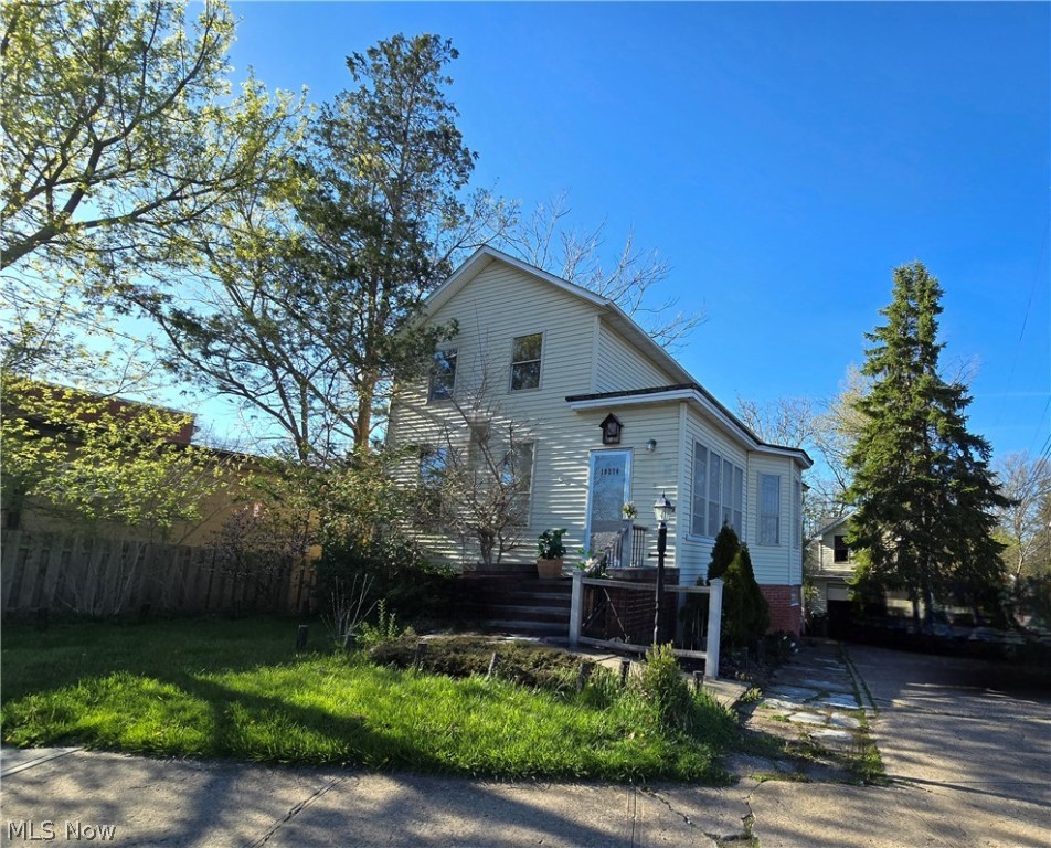 Lorain Rd, Cleveland, OH 44126
