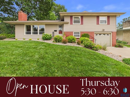3004 S Carter Pl Place, Sioux Falls, SD, 57105 | Card Image
