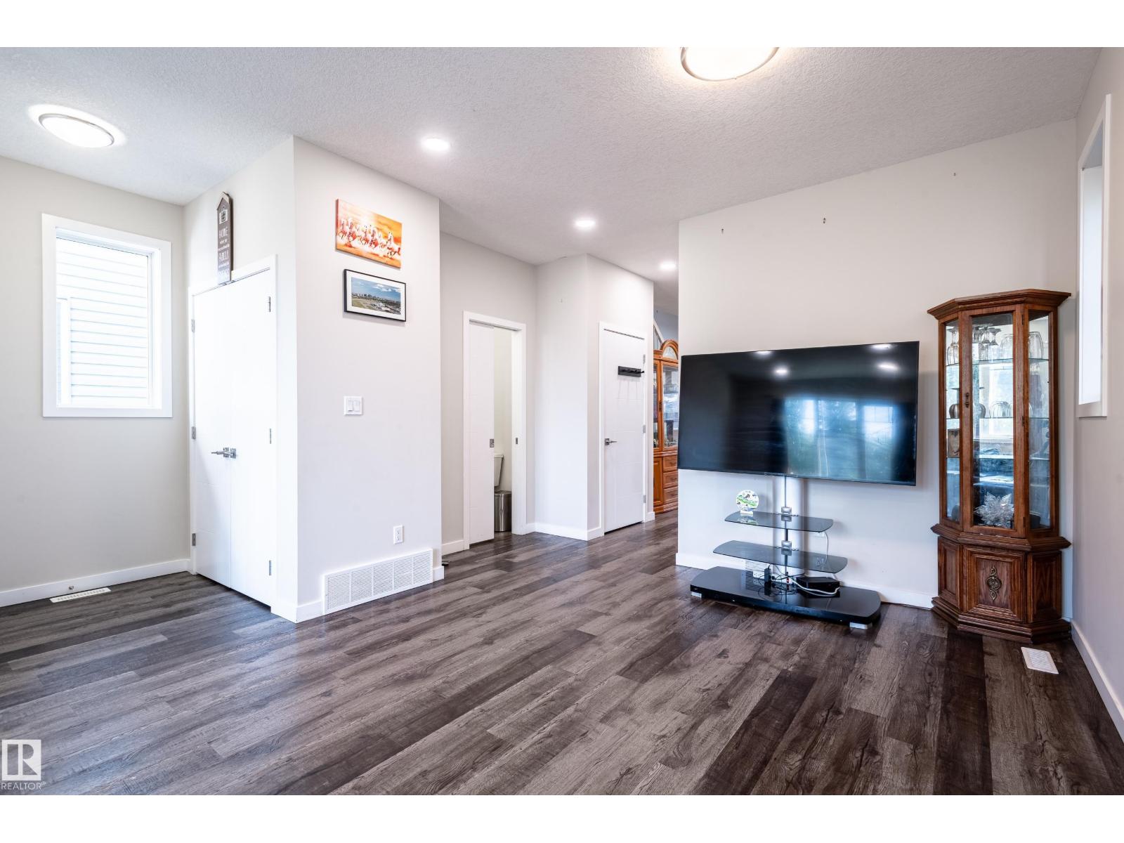 Residential in Edmonton 5