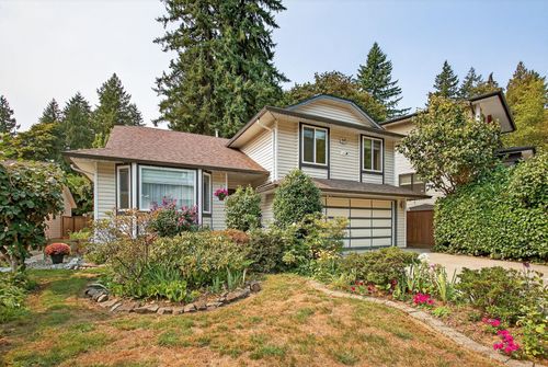 12209 207a St, Maple Ridge, BC, V2X9T1 | Card Image