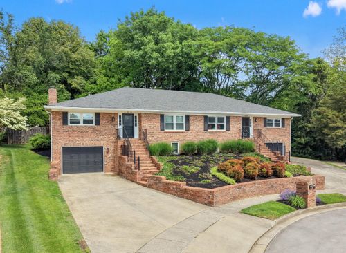 607 Camino Dr, Lexington, KY, 40502-2735 | Card Image