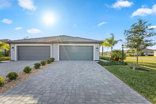 5504 Sapphire Stone Cv, BRADENTON, FL, 34211-1468 | Card Image
