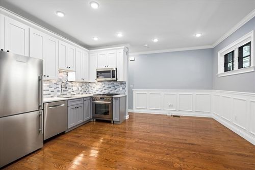 2-104 Beacon St, Somerville, MA, 02143-4304 | Card Image