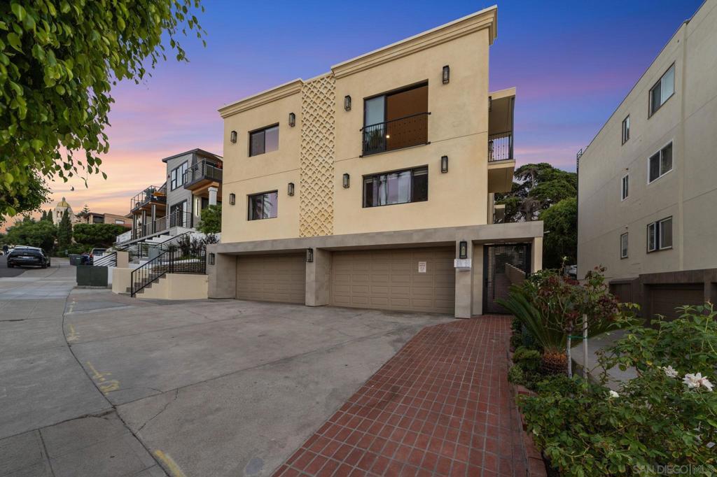 Residential Lease in La Jolla 3