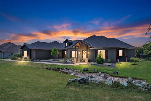 321 Pear Valley Ln, Burleson, TX, 76028-3371 | Card Image