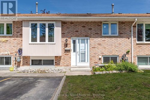 9-624 Lakeshore Dr, North Bay, ON, P1A2E8 | Card Image