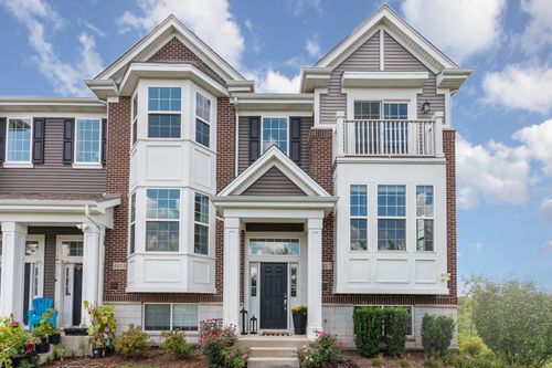 4417 Monroe Ct, Naperville, IL, 60564-1218 | Card Image