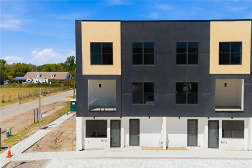 4355 Fontanarosa Village Ct, TAMPA, FL, 33614 | Card Image