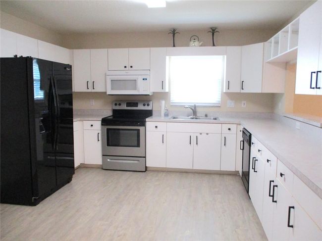 13675 Sw 111 Th Ave, House other with 2 bedrooms, 2 bathrooms and null parking in DUNNELLON FL | Image 4