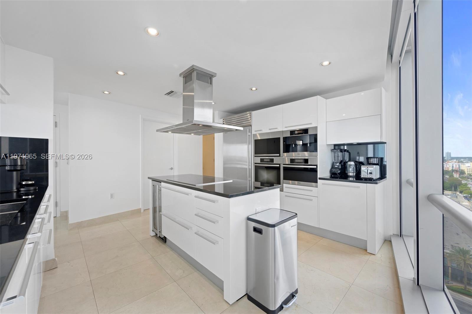 Residential in Sunny Isles Beach 3