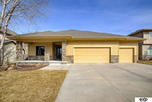 18612 Mason St, Elkhorn, NE, 68022-5633 | Card Image