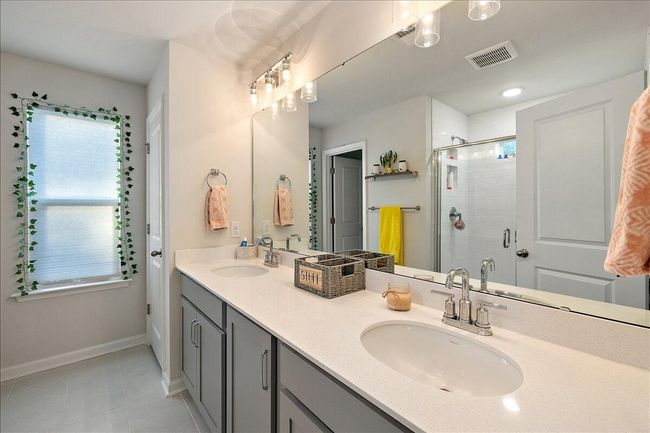 master bathroom | Image 14