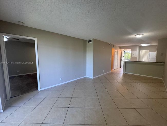 APT-407 - 2228 N Cypress Bend Dr, Condo with 2 bedrooms, 2 bathrooms and null parking in Pompano Beach FL | Image 7