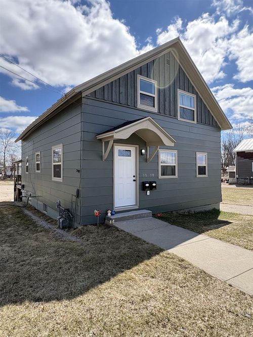 576 Brazeau Avenue, Oconto, WI, 54153 | Card Image