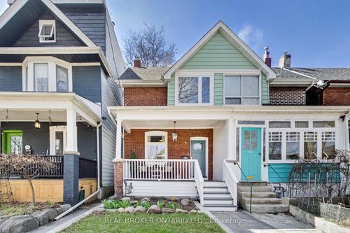 36 Fenwick Avenue, Toronto, ON, M4K3H3 | Card Image