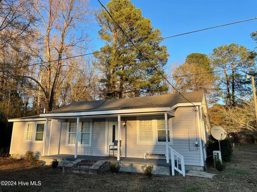3313 N Jefferson St, Fountain, NC, 27829-9668 | Card Image