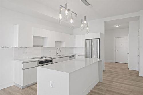 apt-2605-101 Diplomat Pkwy, Hallandale Beach, FL, 33009-3977 | Card Image