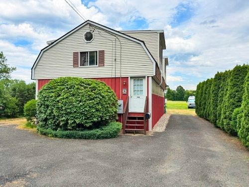 132 Cross Path Rd, Northampton, MA, 01060-2523 | Card Image