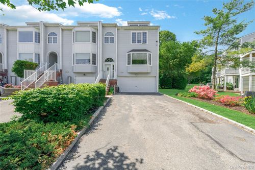 18c-24002 Oak Park Dr, Little Neck, NY, 11362-2606 | Card Image