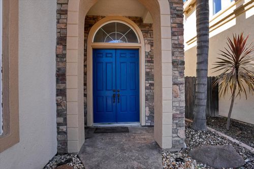 3837 Banyan Tree Dr, Modesto, CA, 95355-9003 | Card Image