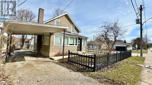 514 Frank St, Wiarton, ON, N0H2T0 | Card Image