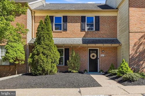 227 Zieglerville Rd, SCHWENKSVILLE, PA, 19473-2217 | Card Image
