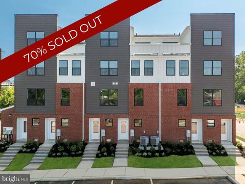 17m-917 Riverplace Dr, CONSHOHOCKEN, PA, 19428-2471 | Card Image