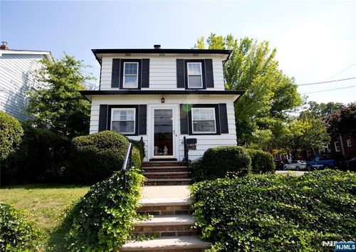 47 Vanderburgh Ave, Rutherford, NJ, 07070-1036 | Card Image