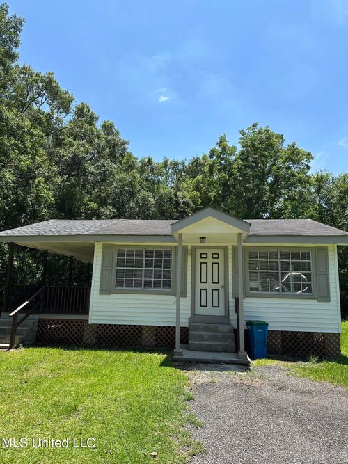 3612 Blueback Ave, Pascagoula, MS, 39581-3400 | Card Image