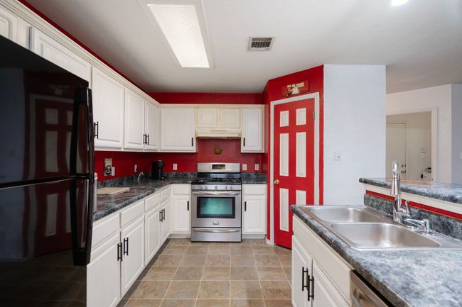 1207 Rolling Ridge Dr, House other with 3 bedrooms, 2 bathrooms and 4 parking in Round Rock TX | Image 5
