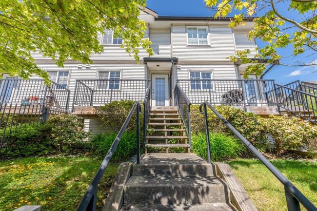 2 - 14855 100 Avenue, Townhouse with 2 bedrooms, 0 bathrooms and 2 parking in Surrey BC | Image 1