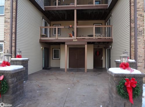 apt-3-205 E Garfield St, Clarinda, IA, 51632-2728 | Card Image