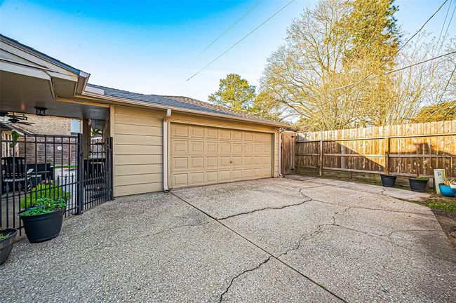 16119 Maplehurst Dr, House other with 5 bedrooms, 4 bathrooms and 2 parking in Spring TX | Image 50
