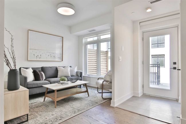 09 - 55 Nicholas Ave, Condo with 3 bedrooms, 3 bathrooms and 1 parking in Toronto ON | Image 4