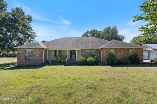 4075 Davall Drive, Olive Branch, MS, 38654 | Card Image
