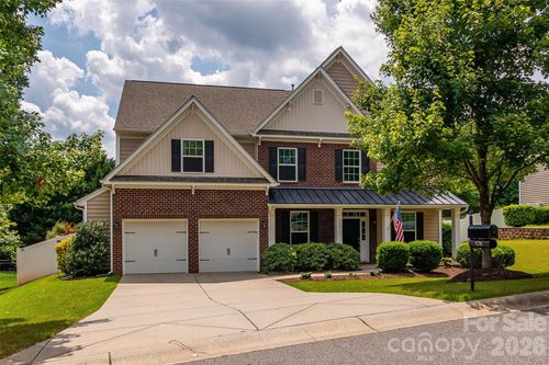 576 Becker Ave, Fort Mill, SC, 29715-8395 | Card Image