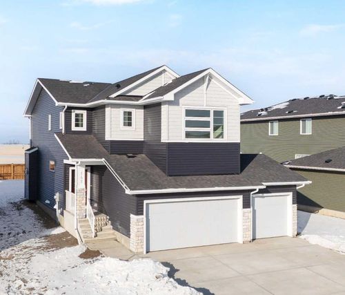 142 Northern Lights Cres, Langdon, AB, T0J1X2 | Card Image