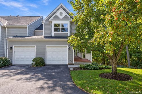 15 Guilford Cir, Goldens Bridge, NY, 10526-1127 | Card Image
