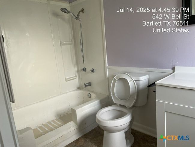 Master Bath | Image 11