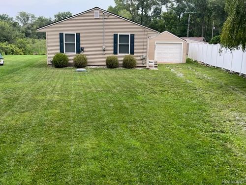 4202 Ray Mar Ct, Onsted, MI, 49265-9735 | Card Image