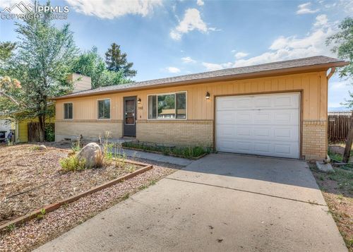 5140 Villa Cir, Colorado Springs, CO, 80918-2221 | Card Image