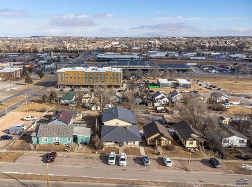 10 E Quincy St, Rapid City, SD, 57701-3869 | Card Image
