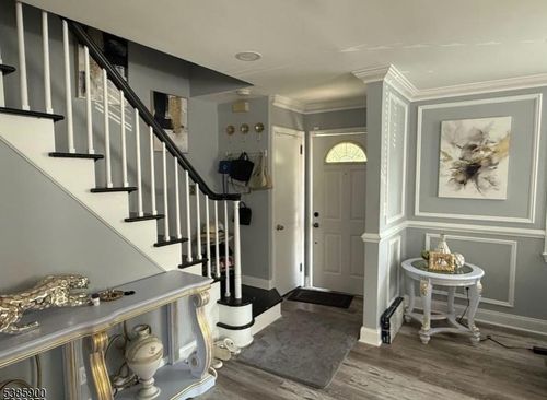 752 W Lake Ave, Rahway, NJ, 07065-2335 | Card Image