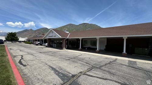 1190 N Spring Creek Pl, Springville, UT, 84663 | Card Image