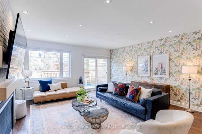 7 Delaware Ave, House attached with 5 bedrooms, 5 bathrooms and 1 parking in Toronto ON | Image 20