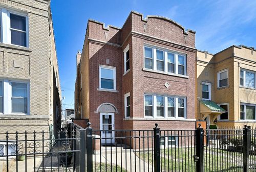 2025 N Laporte Ave, Chicago, IL, 60639-3220 | Card Image