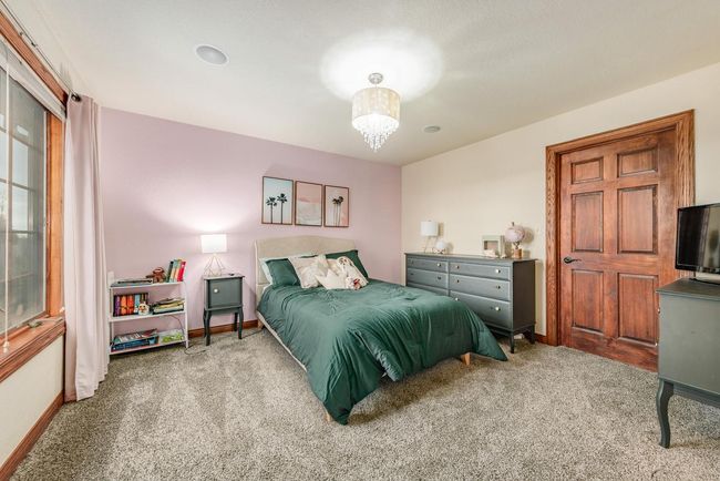 585 Overlook Pass, House other with 5 bedrooms, 4 bathrooms and null parking in Fredonia WI | Image 50