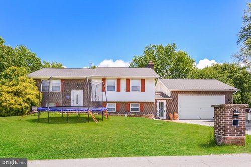 9300 Overlook Cir, NEWBURG, MD, 20664-2237 | Card Image